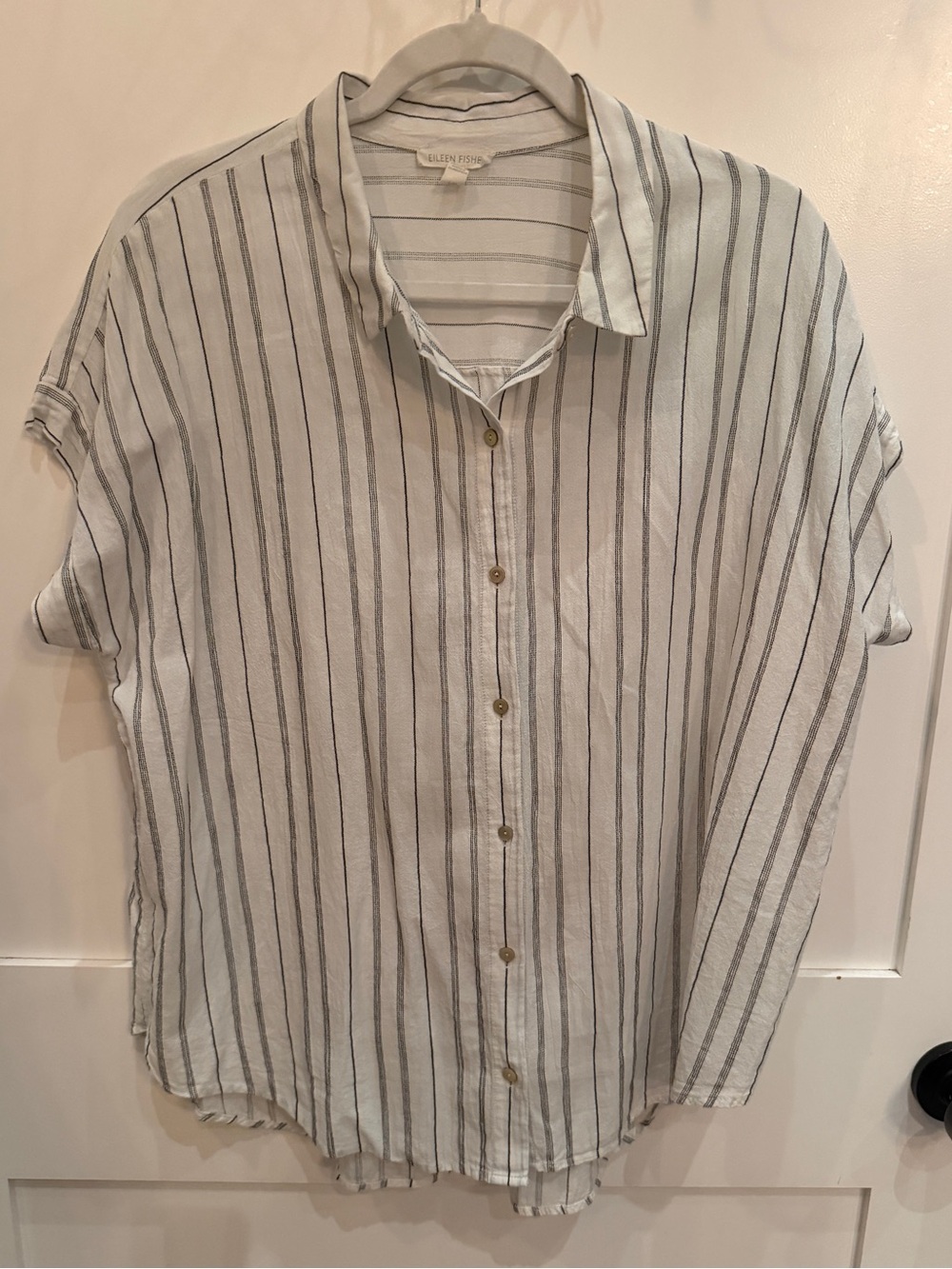 EILEEN FISHER White & Navy Blue Striped Button-Up Shirt L
